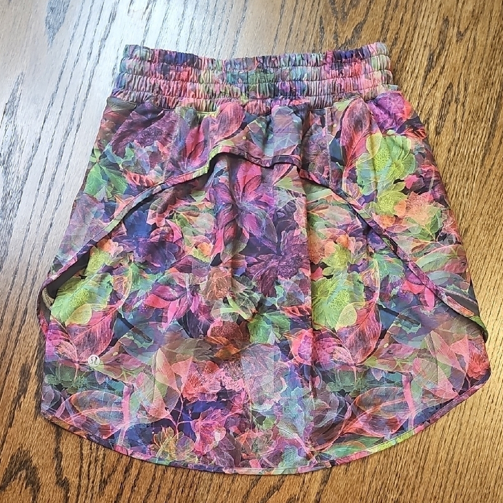 Lululemon Hotty Hot High-Rise Skirt - Picture 4 of 9